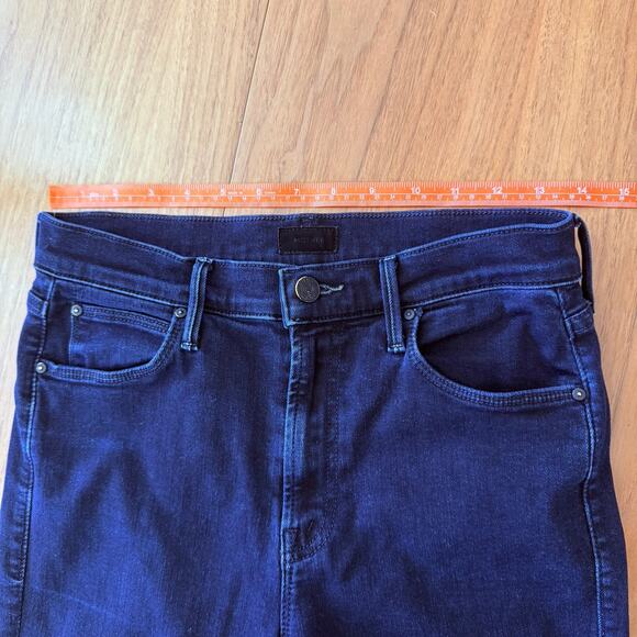 Mother Jeans Size 27 The Stunner Zip Two Step Fray Holding Hands Dark Wash - Picture 10 of 16